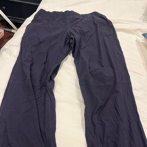 Lululemon Dog Runner Pants- dark blue rulu fabric